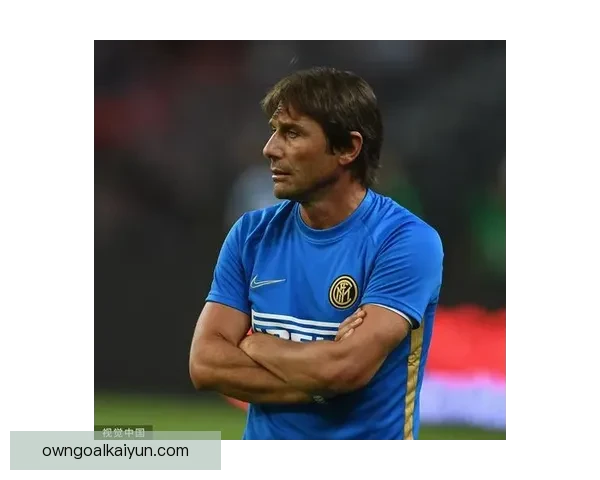 孔蒂三后卫体系在本赛季表现稳健，助球队竞争力增强。